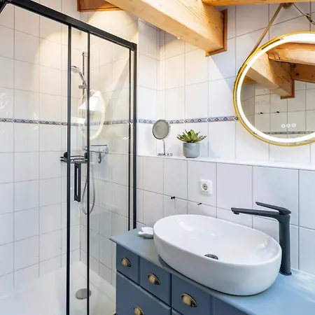 Gemuetl. Mit Dachterrasse, Wlan, Kostenl. Stellplatz - Adults Only! Holiday home Heringsdorf (Usedom)