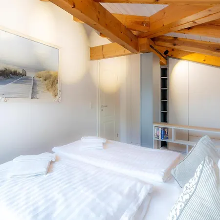 Gemuetl. Mit Dachterrasse, Wlan, Kostenl. Stellplatz - Adults Only! Lejlighed *