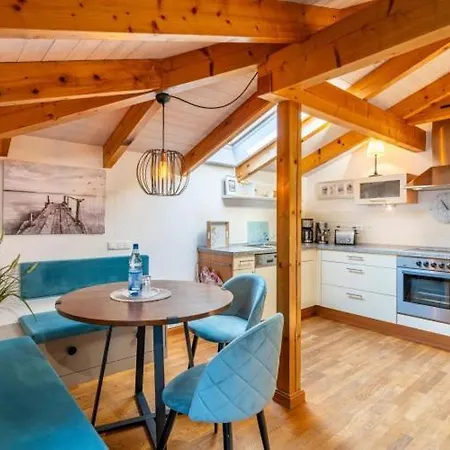 Gemuetl. Mit Dachterrasse, Wlan, Kostenl. Stellplatz - Adults Only! アパート